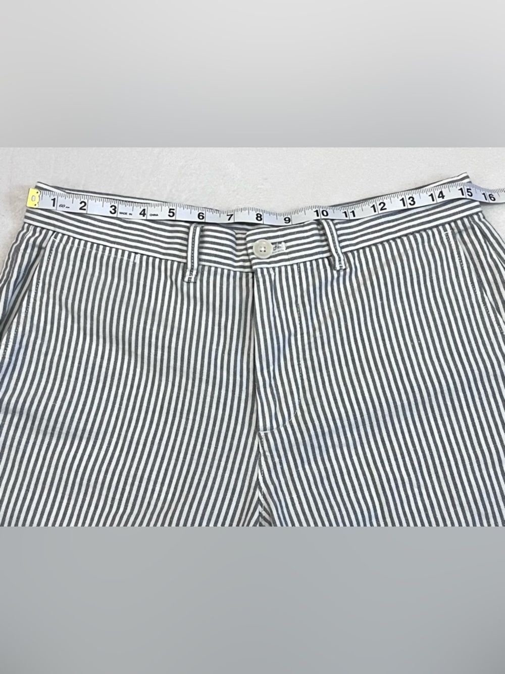 GAP Women’s Men’s Unisex Gray & White Striped 8” Cotton Shorts Size 30 w Pockets - Picture 7 of 16